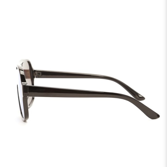 FashionNova sunglasses - Picture 5 of 8